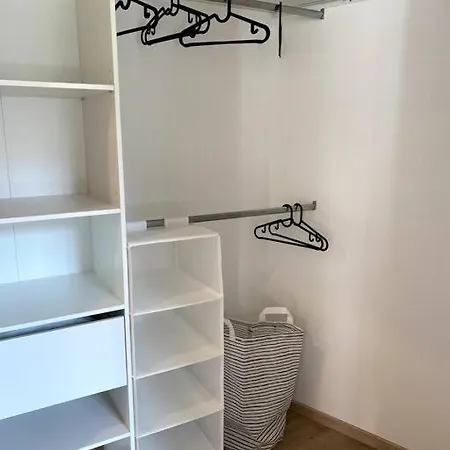 Appartement 1 *